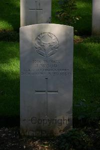 Authuile Military Cemetery - Wood, James